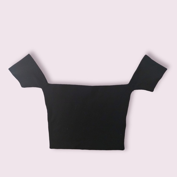 💝(3/$25)  Silence + Noise Ribbed Off Shoulder Crop Top Black - Picture 2 of 5